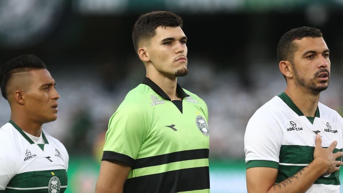 Pedro Morisco se aproxima do centésimo jogo como profissional pelo Coritiba