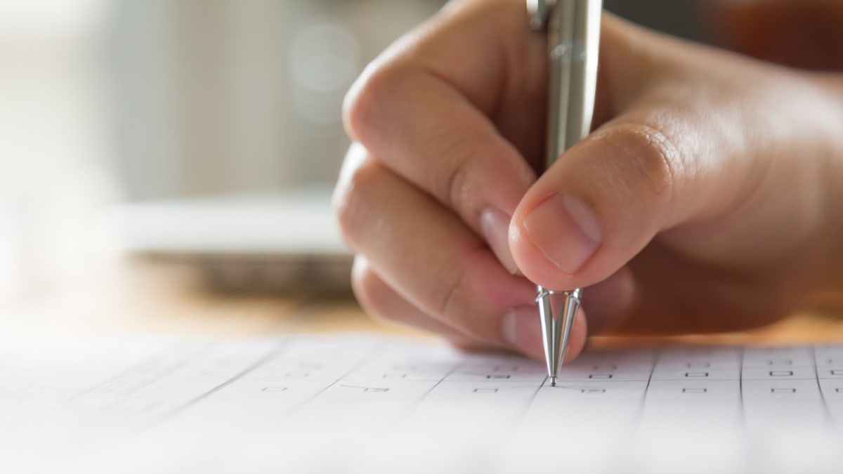 Prefeitura de Vitória abre concurso para Auditor de Atividades Urbanas com 5 vagas