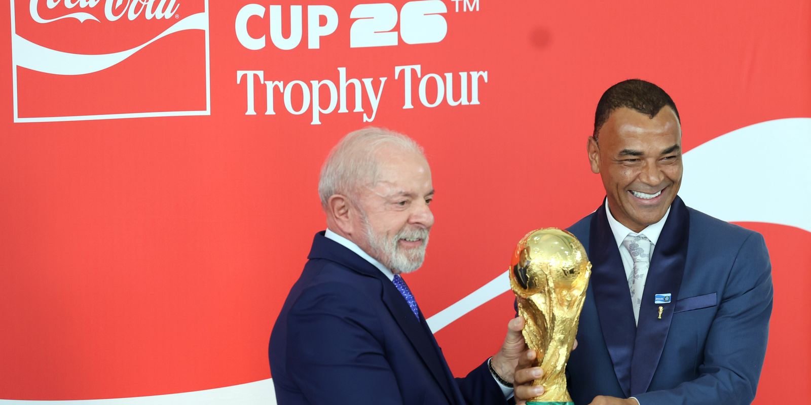 Lula destaca Copa do Mundo e defende futebol feminino