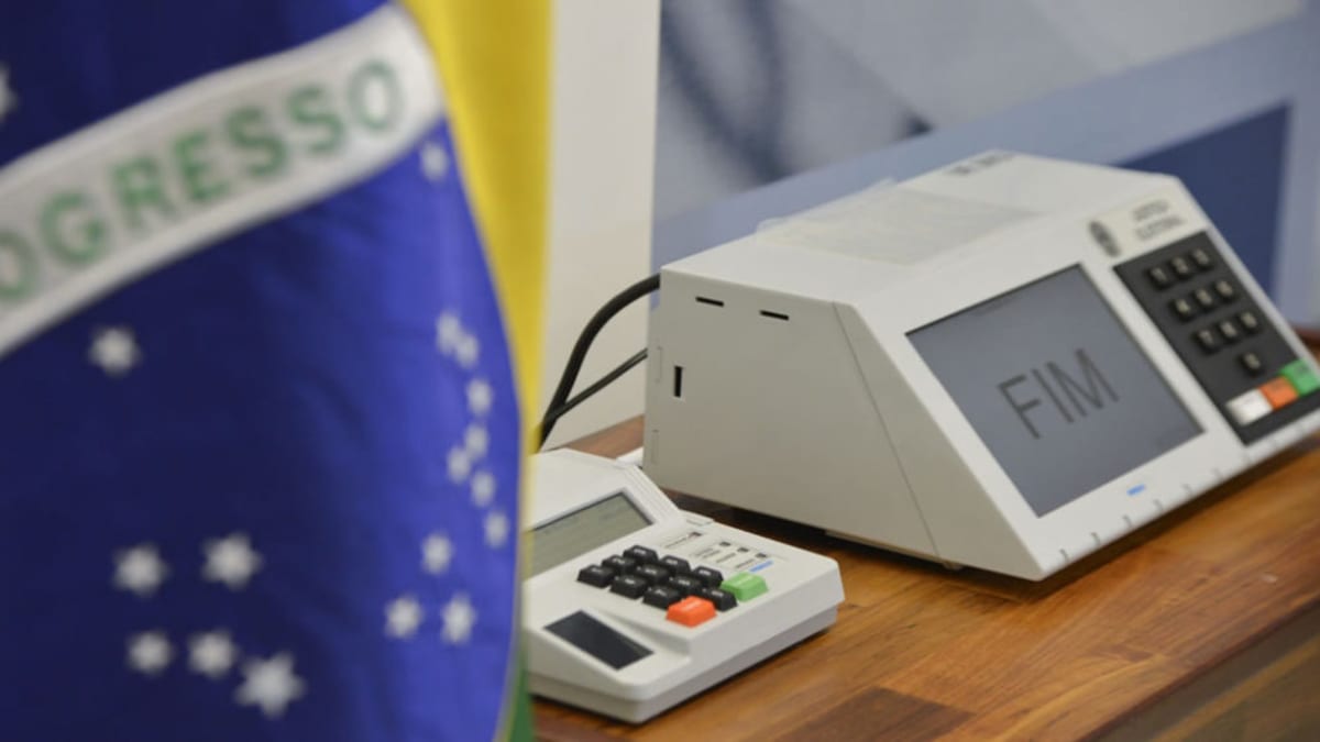 Pesquisa Paraná Pesquisas mostra empate técnico entre Lula e Flávio Bolsonaro para 2026