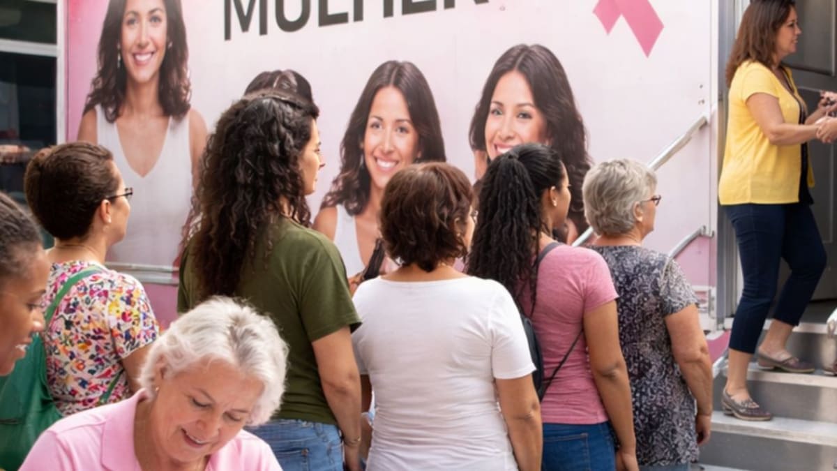 Carreta da Mulher inicia ações em Aracruz para o Dia Internacional da Mulher