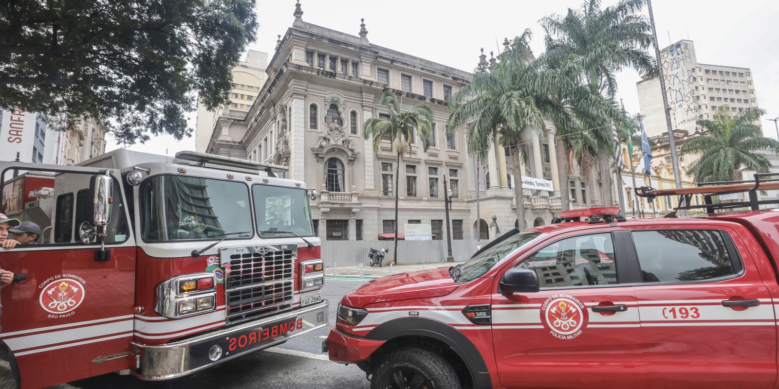 Incêndio atinge Faculdade de Direito da USP em São Paulo
