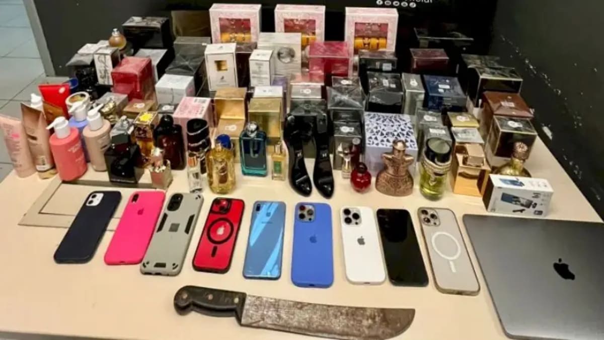 Polícia prende dois suspeitos por roubo e recupera objetos na Grande Florianópolis