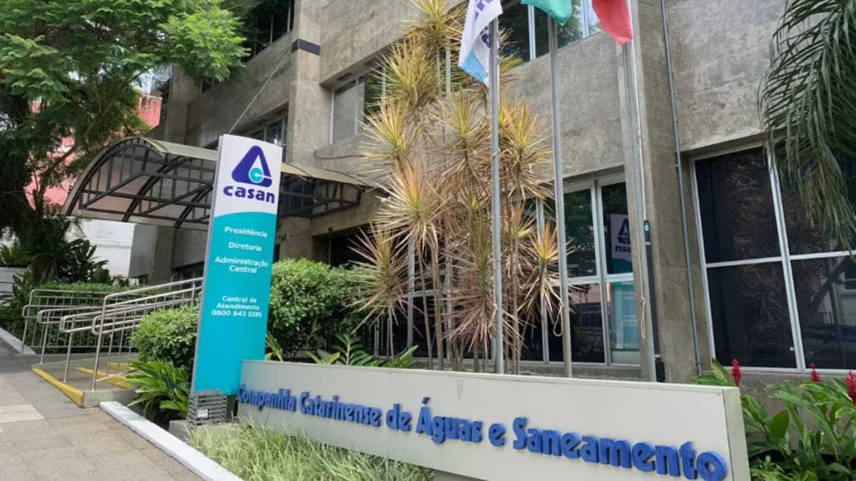 Tarifa da Casan terá reajuste de 1,34% a partir de abril de 2026