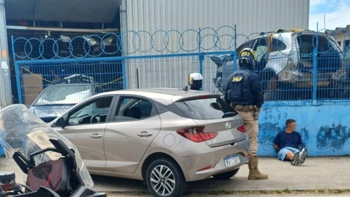 Homem procurado pela Justiça Federal é preso em São José na BR-101