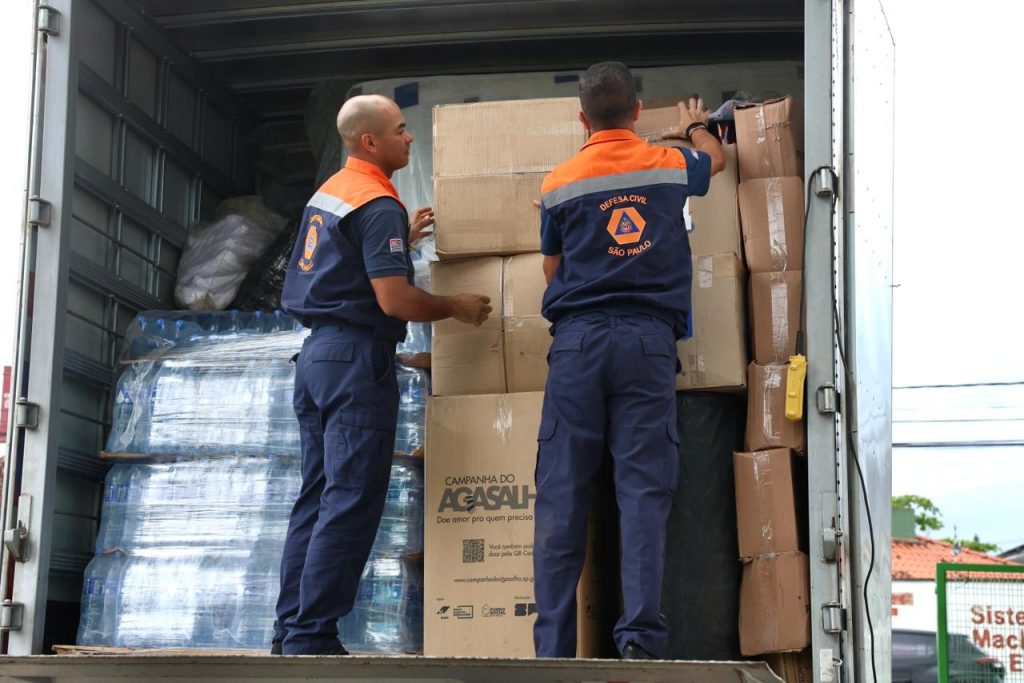 Governo de São Paulo envia ajuda emergencial a Mongaguá e Piracaia após fortes chuvas