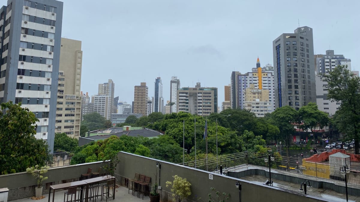 Sábado em Belo Horizonte terá variação de nuvens, possibilidade de chuva e queda de temperatura