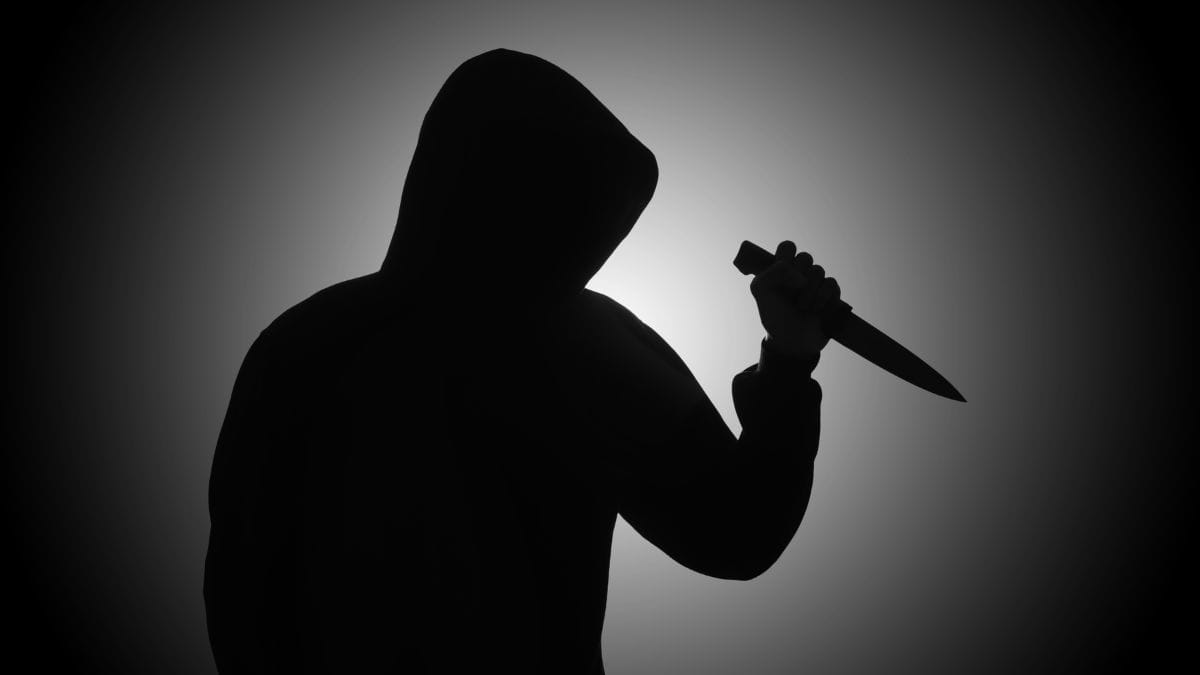 Homem é esfaqueado no pescoço após briga em Balneário Camboriú