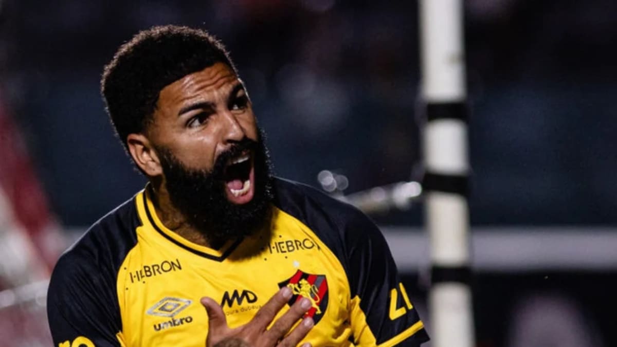 Tigre encaminha contratação do atacante Romarinho para a Série B