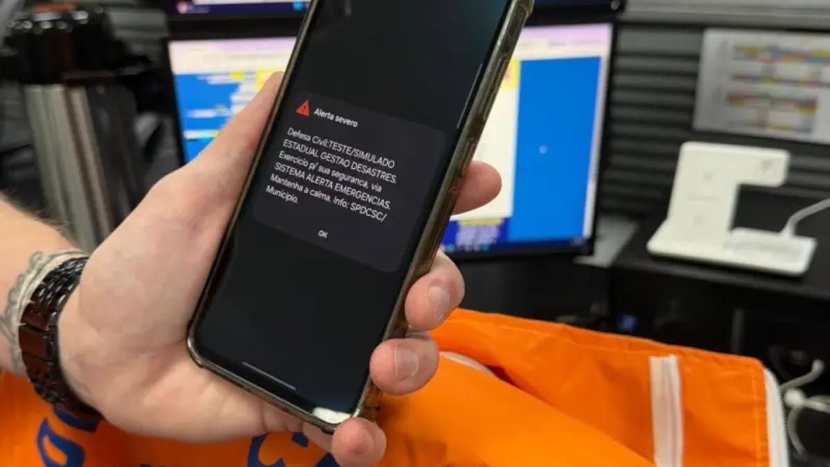 Simulado de desastres mobiliza Santa Catarina com alerta de emergência
