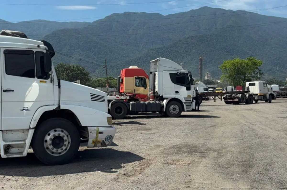 Cubatão abre prazo para recadastramento obrigatório de caminhoneiros em março