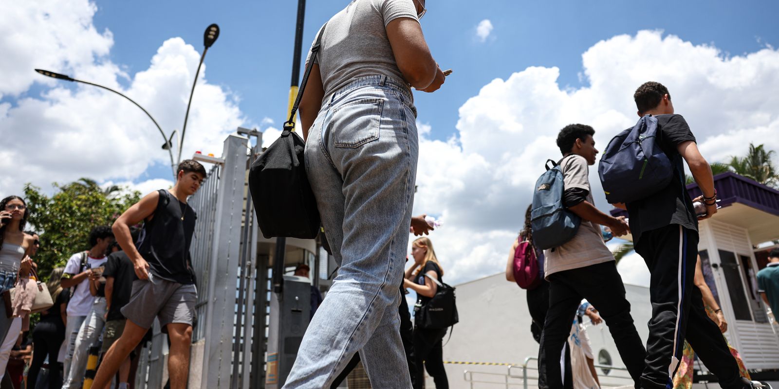 Certificado do Ensino Médio pelo Enem 2025 já pode ser solicitado