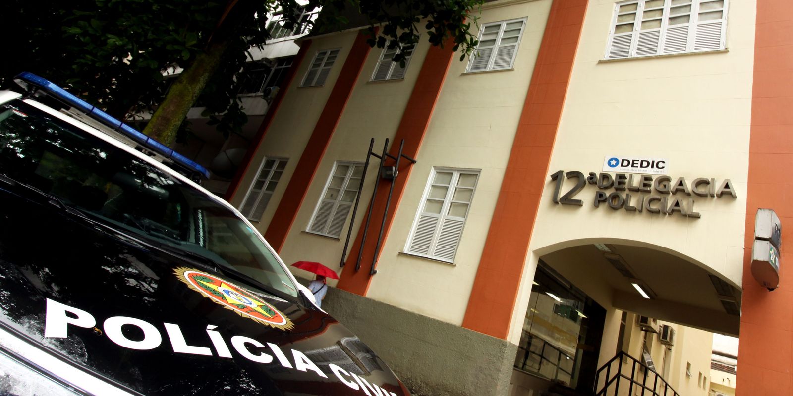 Suspeito preso por estupro coletivo em Copacabana