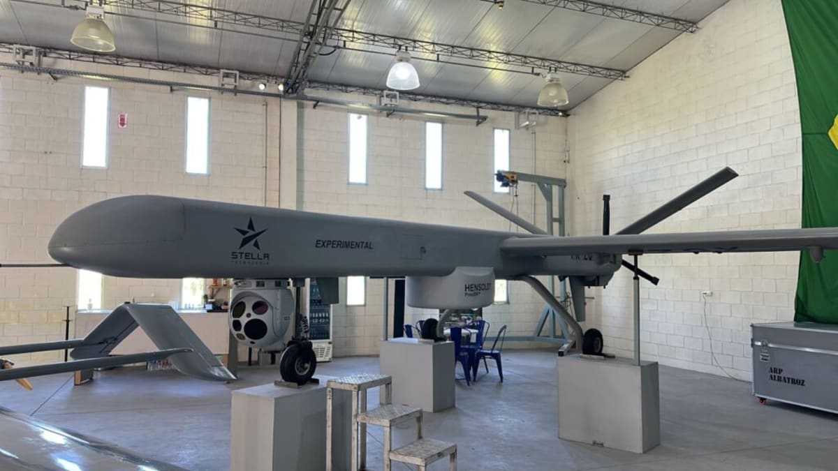 Brasil desenvolve drone militar Albatroz Vórtex com motor a jato nacional