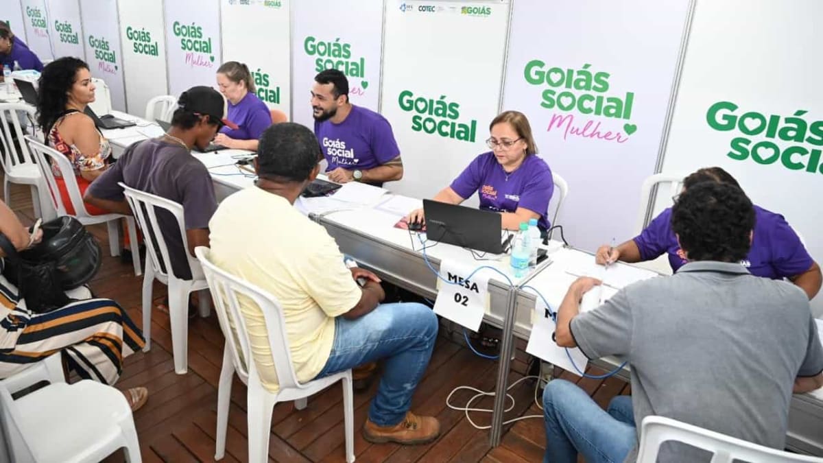 Goiás oferece mais de 12 mil vagas de emprego no Goiás Social Mulher em Goiânia