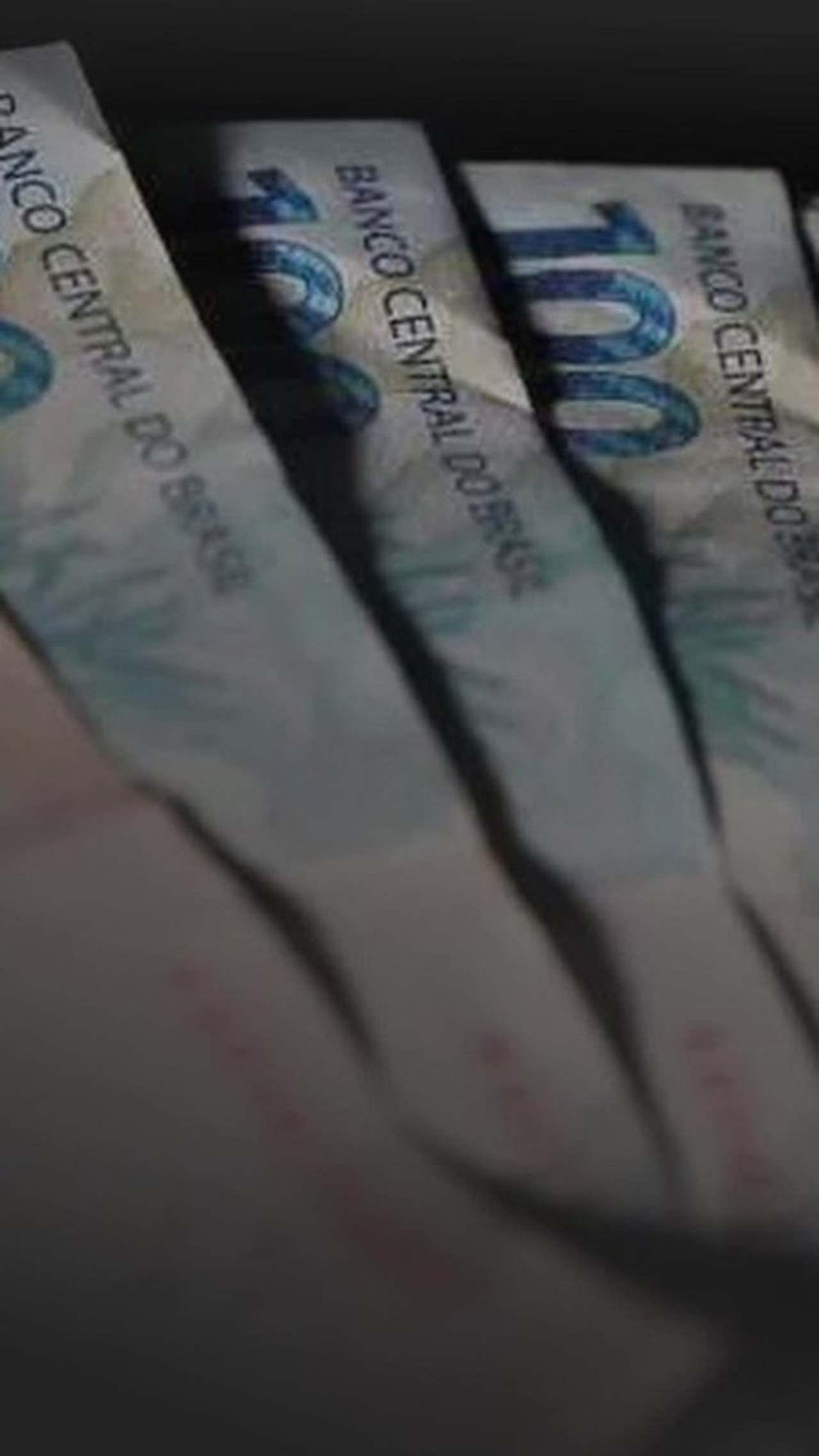 Data limite para pagamento da segunda parcela do 13º salário é nesta sexta-feira