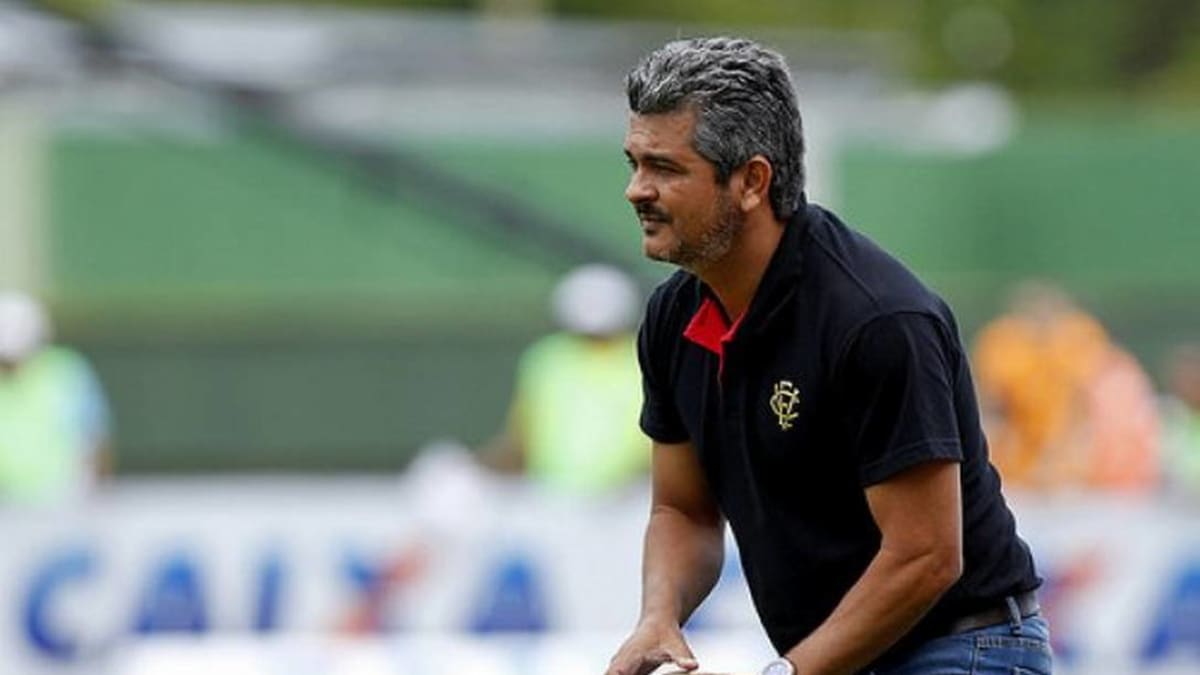 Ex-técnico do Vitória Ney Franco fica preso no Catar após início de conflito entre EUA, Israel e Irã