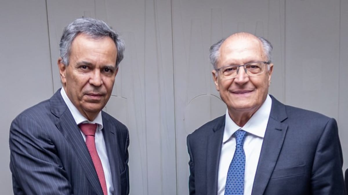 Alckmin recebe F&amp;#233;lix Mendon&amp;#231;a Jr. para debater crise do cacau |