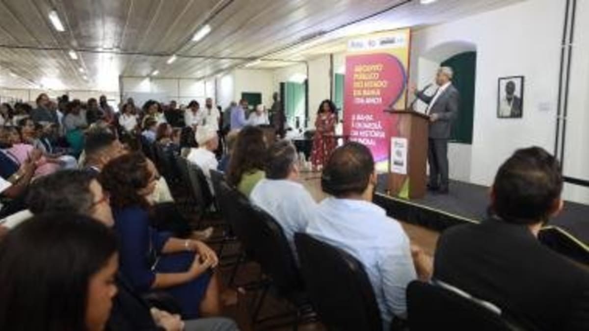 Arquivo Público da Bahia completa 136 anos com reconhecimento da Unesco e novos investimentos