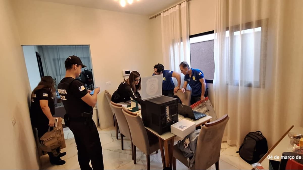 Jovem de 23 anos é preso em Goiás por suspeita de invasão a sistemas públicos e uso indevido de dados sigilosos