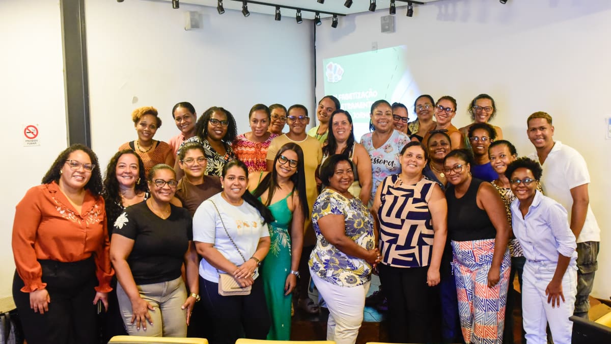 Santo Amaro promove formação para alfabetização com uso do jornal como recurso pedagógico