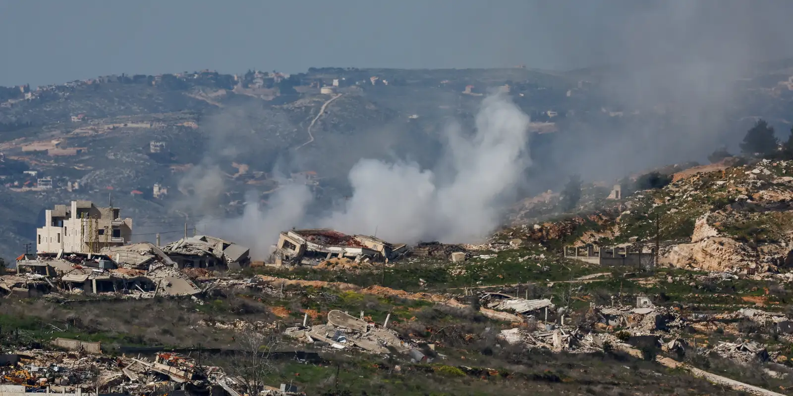 Conflito no Oriente Médio se intensifica com ataques e tensões políticas