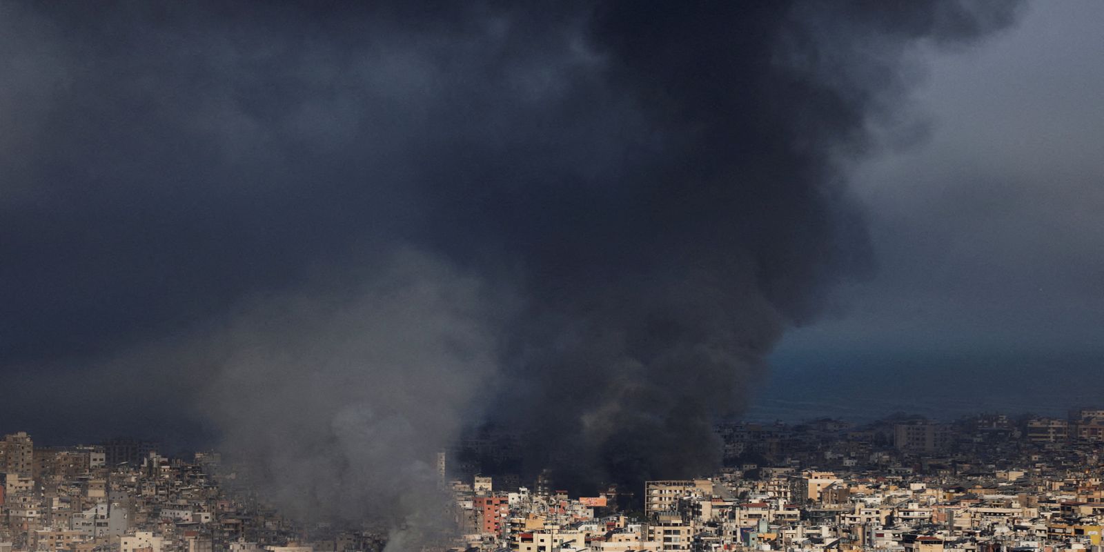 Trump rejeita acordo com Irã e Israel intensifica ataques