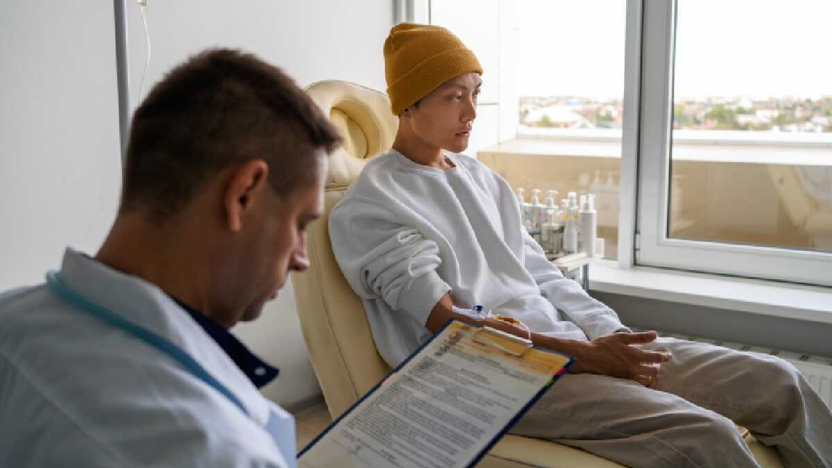 Mudanças nas fezes e cansaço constante podem indicar problemas no intestino que exigem atenção