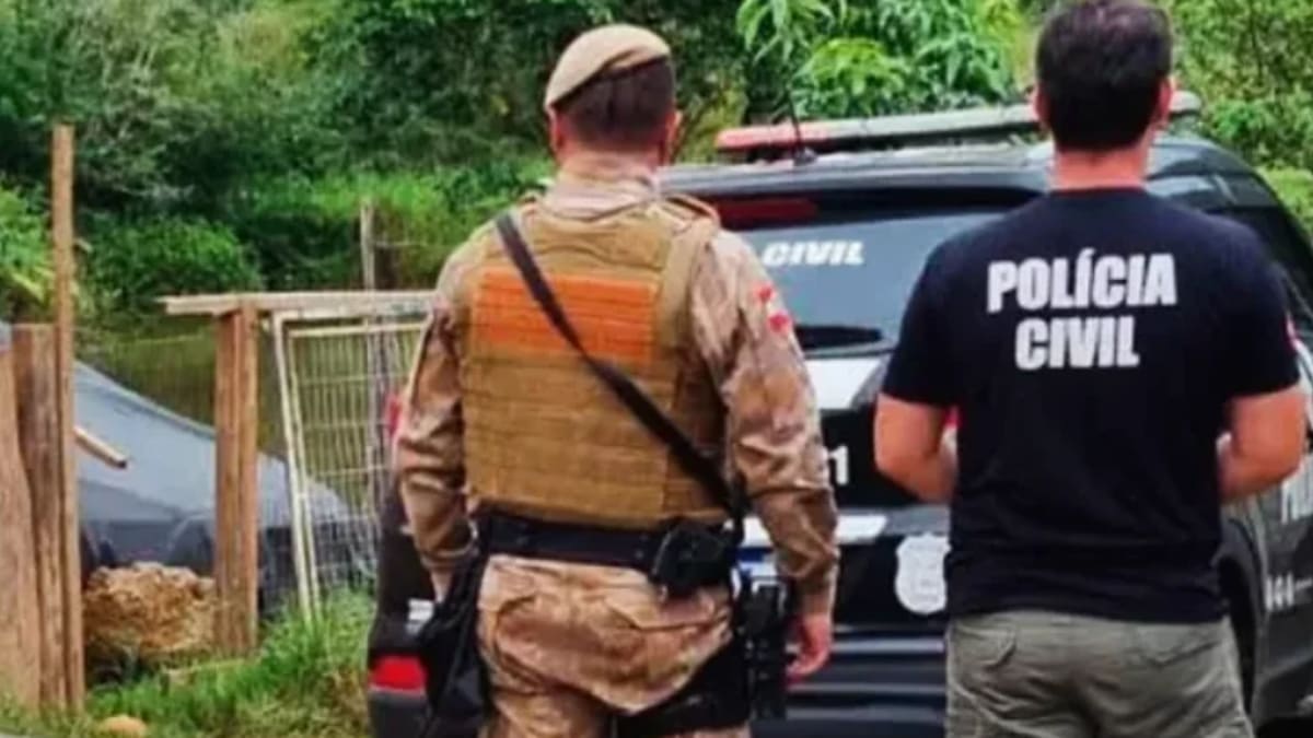 Professor é preso em flagrante com R$ 11 mil em cocaína e crack em Bom Retiro