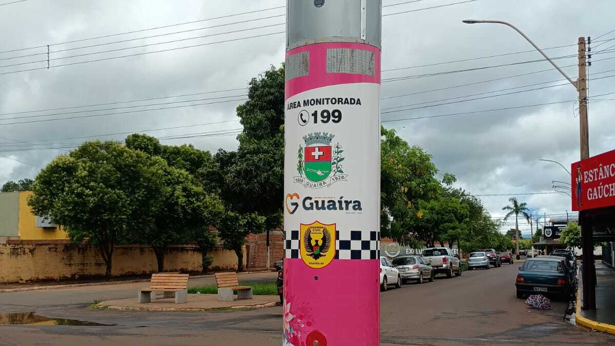 Alta de feminicídios leva cidades a instalarem totens de segurança para proteger mulheres