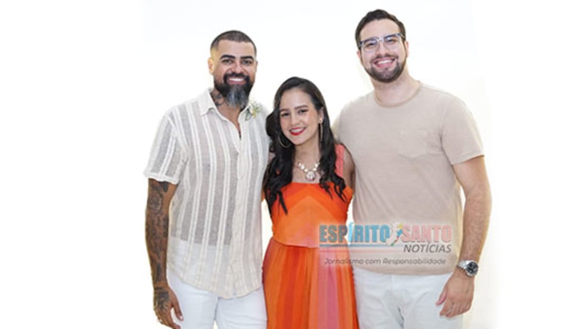 Banda Mallabar Club faz show intimista com clássicos de Roberto Carlos em Vitória