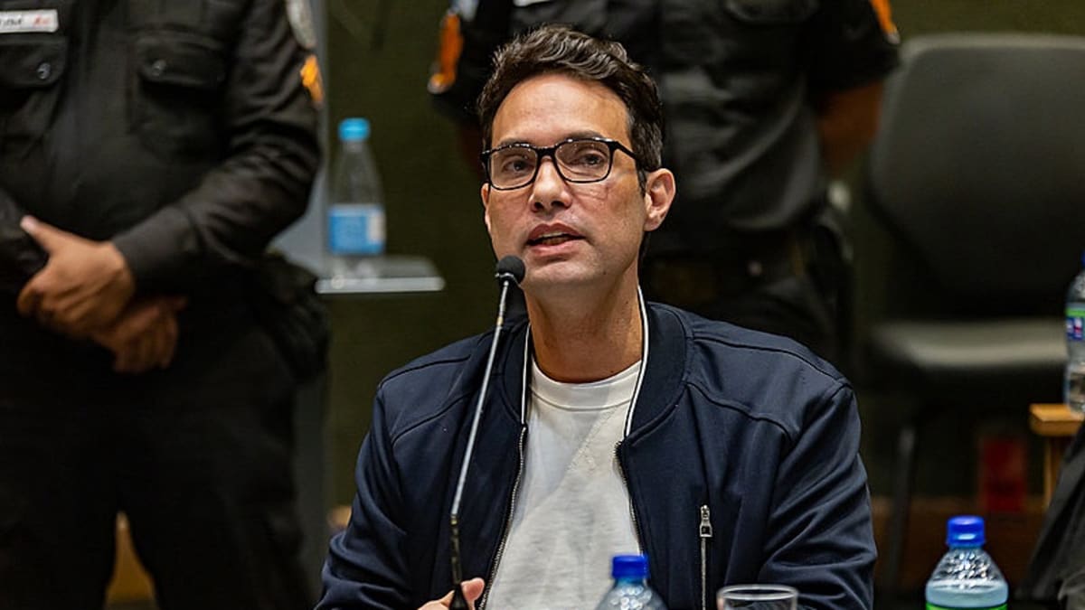 Defesa de ex-vereador tenta impedir uso de laudos da necropsia no caso Henry Borel