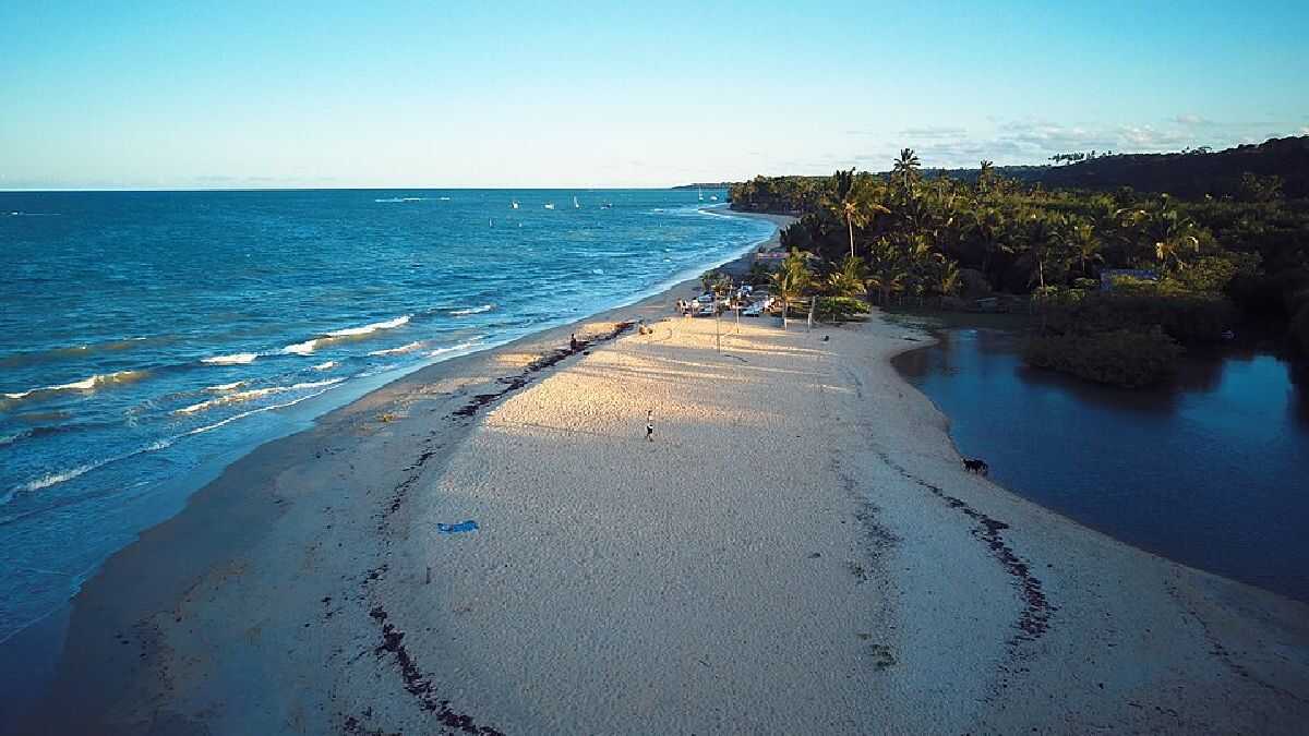 Vilarejo baiano sem carros se torna destino favorito entre brasileiros