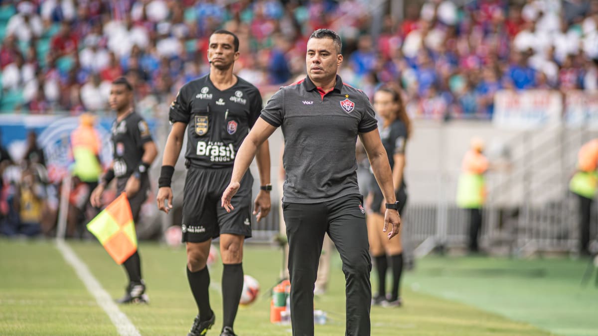 Bahia e Vitória se enfrentam novamente pelo Brasileirão na Arena Fonte Nova