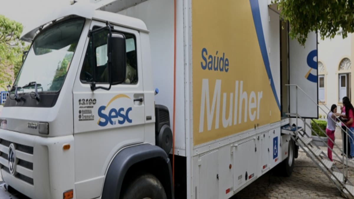 Unidade móvel oferece exames gratuitos de mamografia e preventivo em Valença