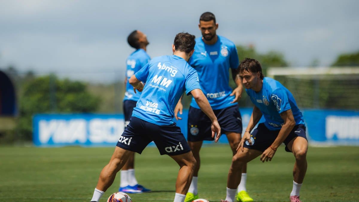 Bahia inicia preparação para clássico contra Vitória após título estadual