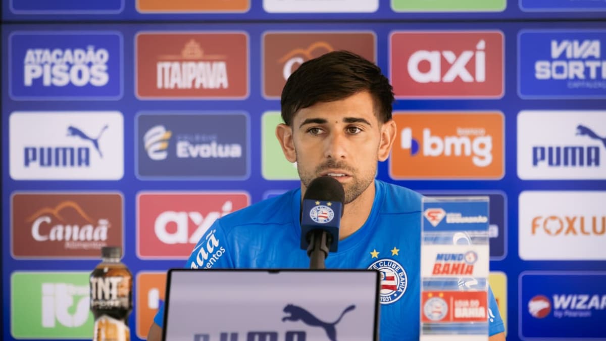 Nicolás Acevedo destaca experiência como lateral e foca em novo BaVi pelo Brasileirão