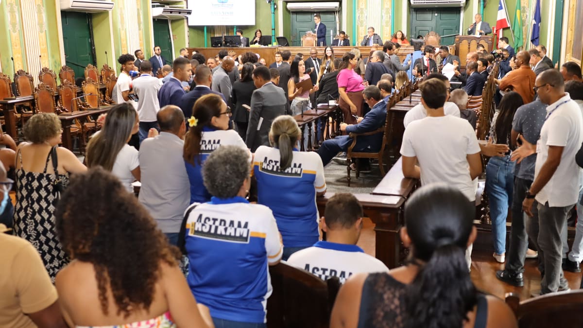 Câmara de Salvador aprova reajuste salarial de 5,4% para servidores municipais
