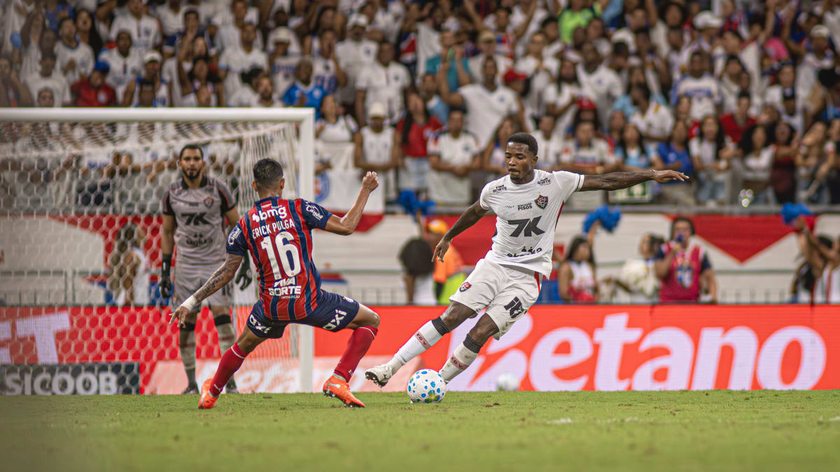 Zagueiro Cacá estreia como titular no Ba-Vi e valoriza empate do Vitória na Fonte Nova