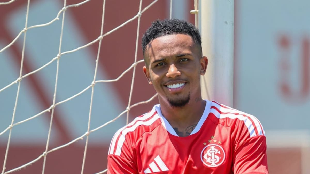 Internacional enfrenta Bahia sem técnico e com restrição para escalar Kayky