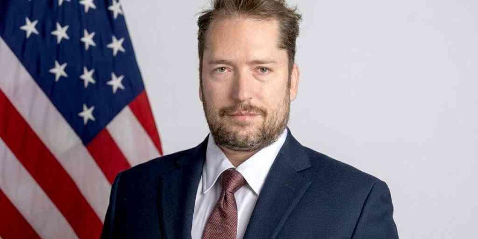 Brasil revoga visto de assessor de Trump e nega visita a Bolsonaro