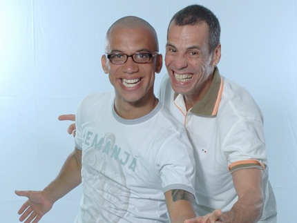 Carlinhos de Jesus presta homenagem ao filho falecido há 14 anos