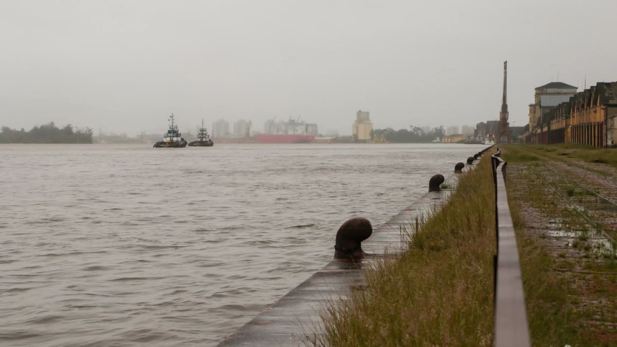 Porto Alegre discute risco climático e prevenção de cheias em reunião da Copae