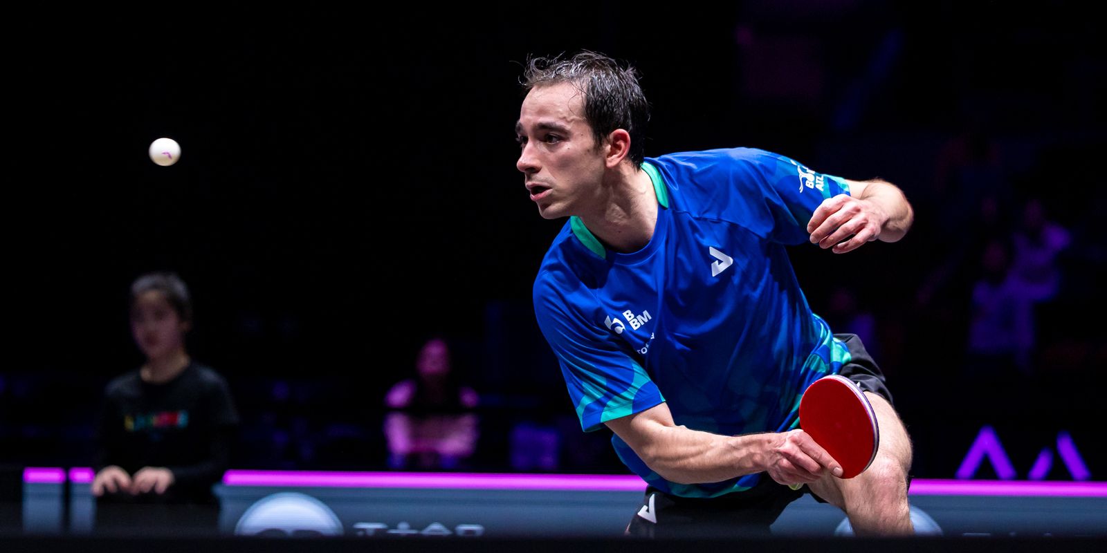 Hugo Calderano eliminado nas quartas do WTT Champions