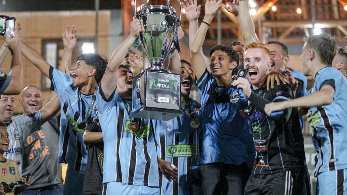 Grêmio Jaraguá conquista Taça dos Campeões de Futebol 7 em casa