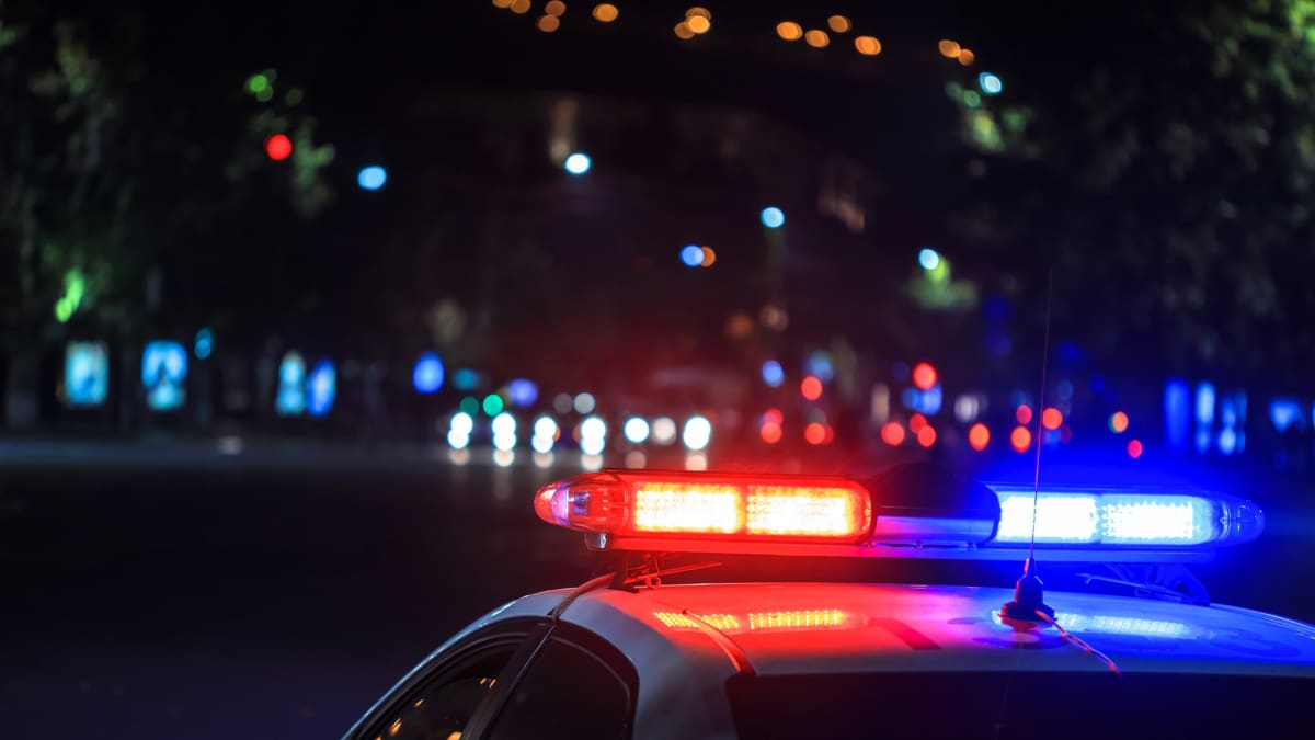 Homem é morto a tiros dentro de barbearia na Pampulha, Belo Horizonte