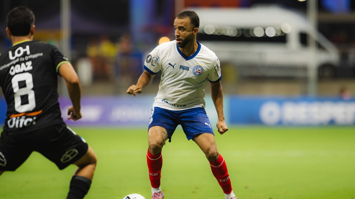 Rogério Ceni relaciona 25 jogadores para jogo do Bahia contra Internacional com retorno de Caio Alexandre