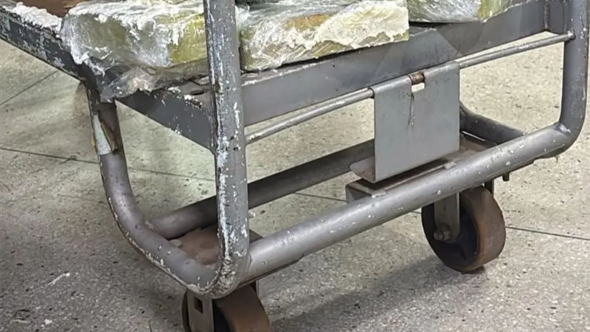 Polícia apreende 50 kg de cocaína escondidos em compressor industrial em Goiânia