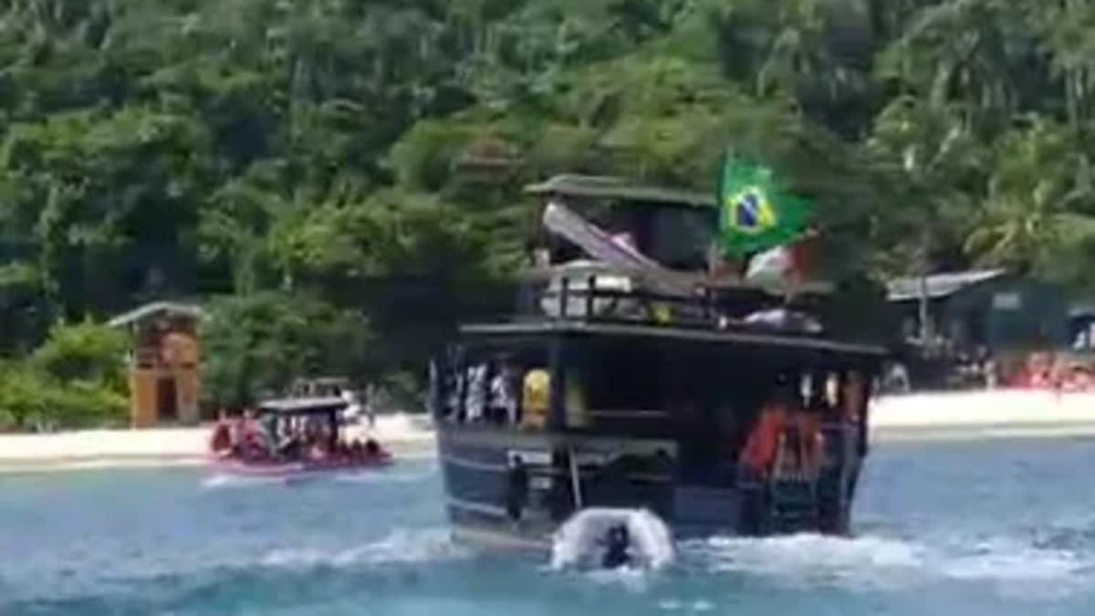 Homem morre após mal súbito em embarcação na Ilha do Campeche, Florianópolis