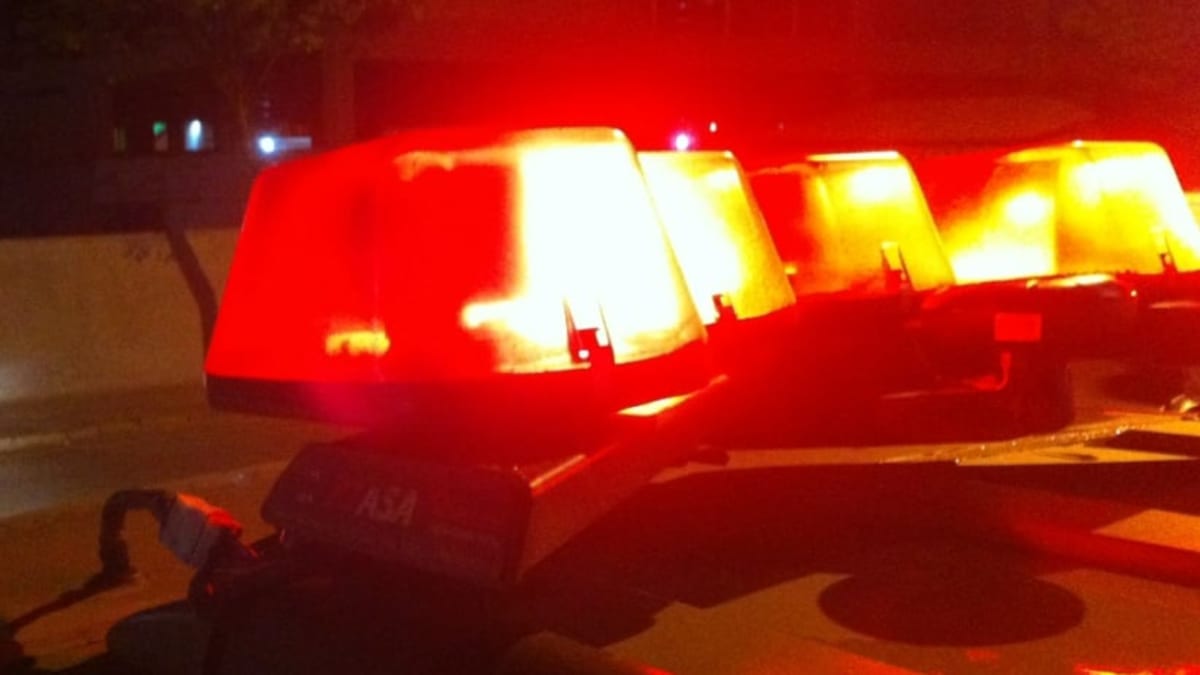 Homem em surto ameaça explodir casa e mobiliza bombeiros e PM em Criciúma